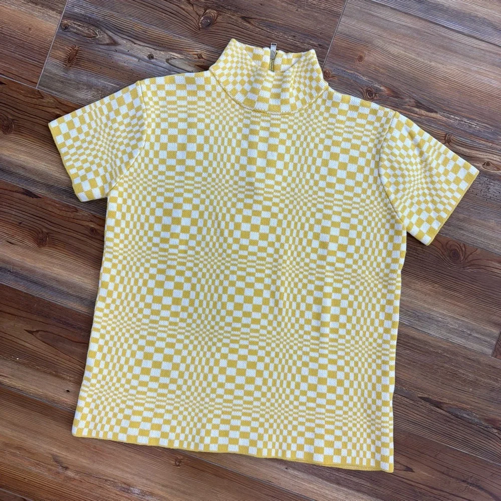 Unif Echo Checkered Optical Illusion Knit Mock Neck Sweater Top - Picture 2 of 5